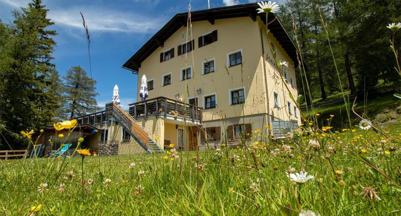 Skihuette Zams Esterno foto